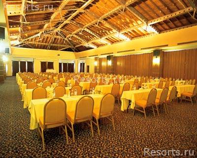 Queens Park Resort 33